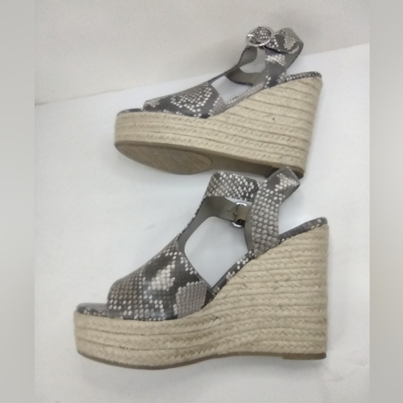 Carlos by Carlos Santana women's robe wedge sandals size (7M) - Picture 8 of 11